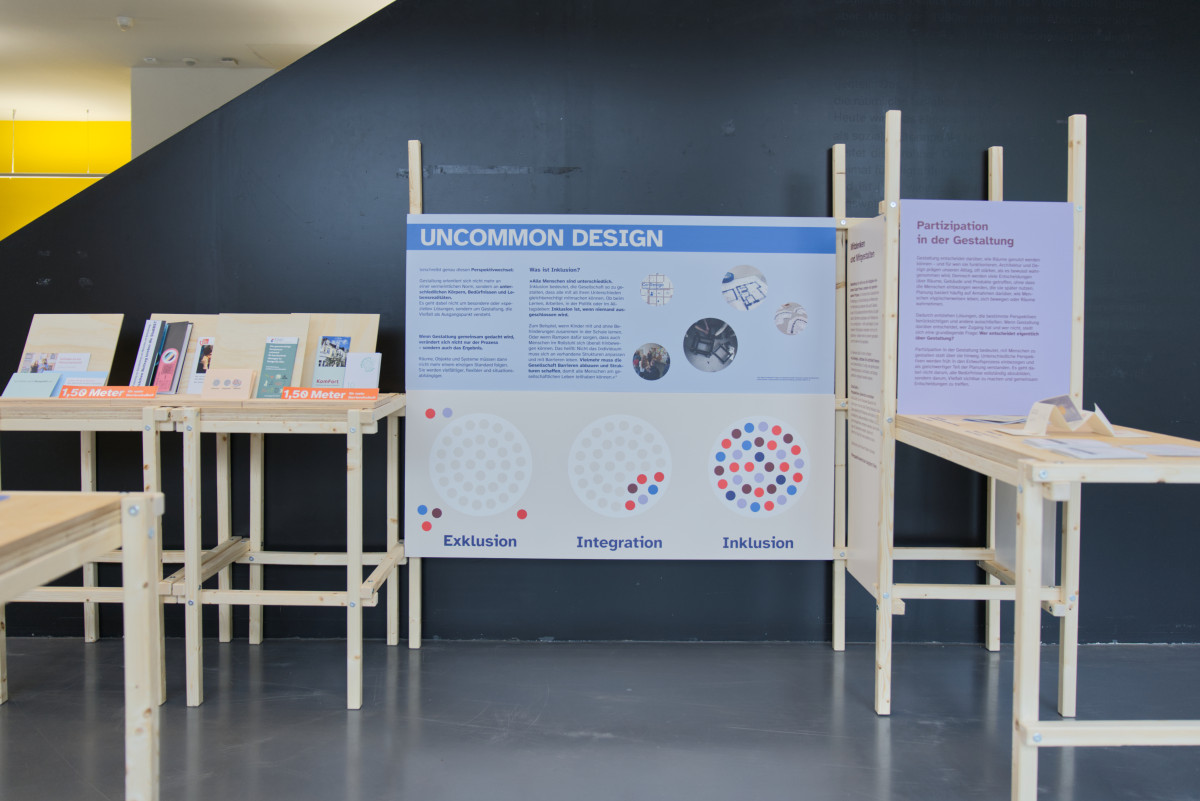 Ausstellungswand zu Uncommon Design und Partizipation