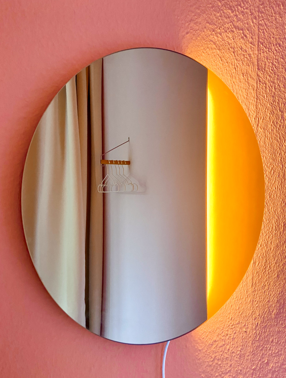 Spiegel mit Garderobe